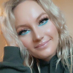 Meet your Posher, Tori